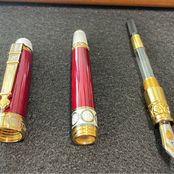 Henrik Wigstrom fountain pen by David Oscarson - Picture 12 of 13